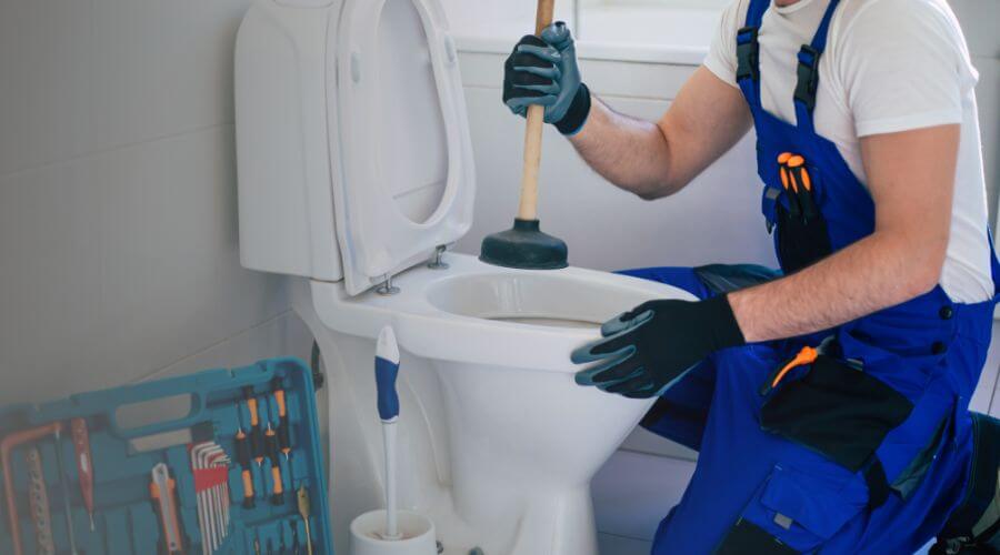 Professional expert plumbing services in Wolcottville, IN